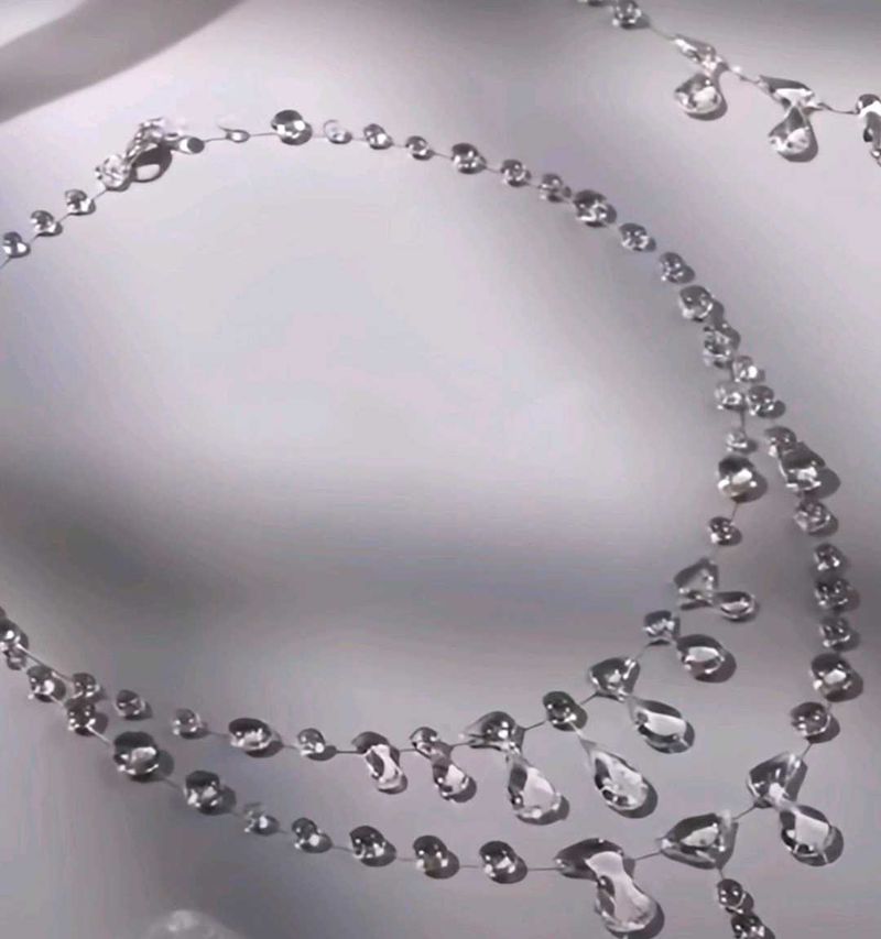 Raindrop Necklace 01