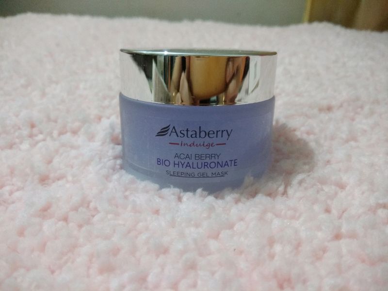 Skingenie Sunscreen &amp; Astaberry ACAI BERRY BIO HYALURONATE Sleeping Gel Mask &amp; Night Cream