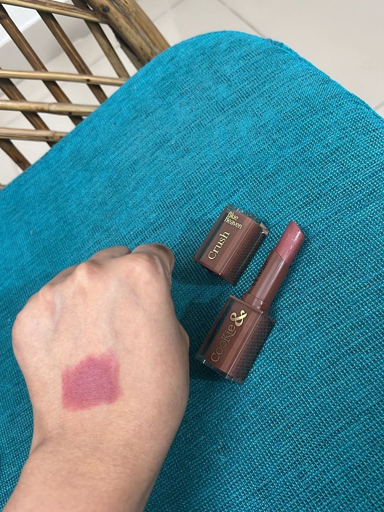 New Blue Heaven Lipstick In Coffee Break Shade