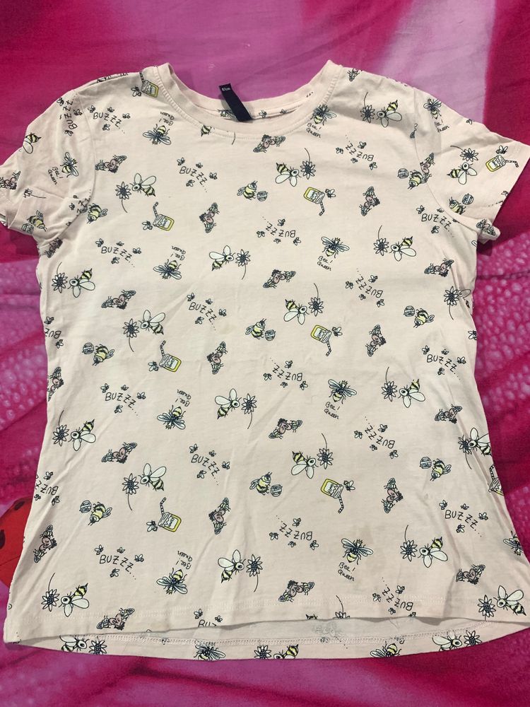 Baby Pink Bee Print Tshirt