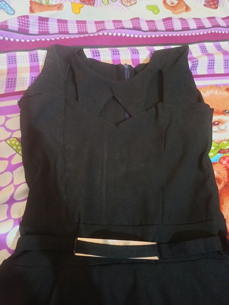 Womens Flared Black Dress / Midi / One Piece