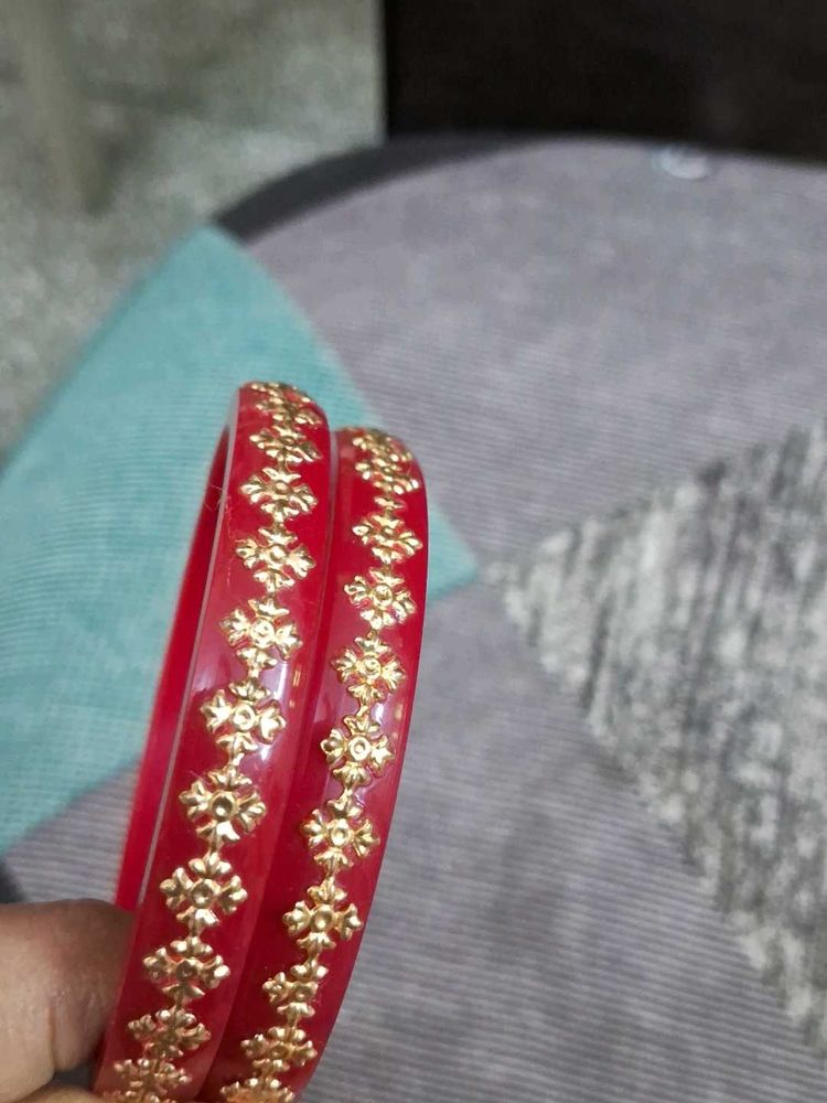 Red &amp; Gold Bangle Set