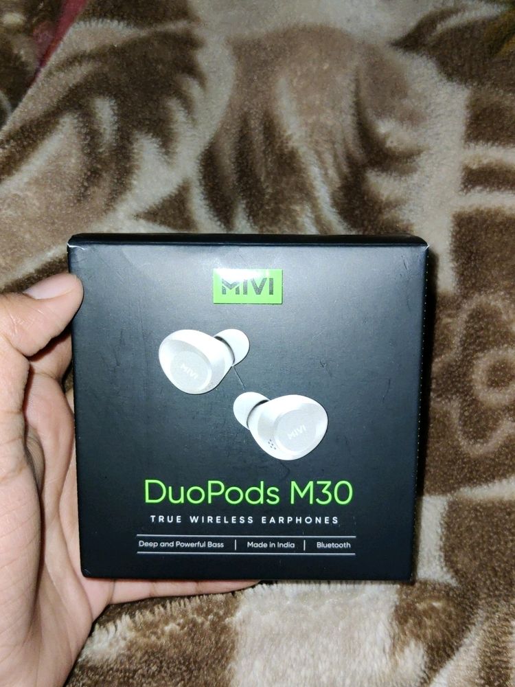 NEW MIVI M30 EARBUDS ( WITH TAG AND FLIPKART INVOICE)