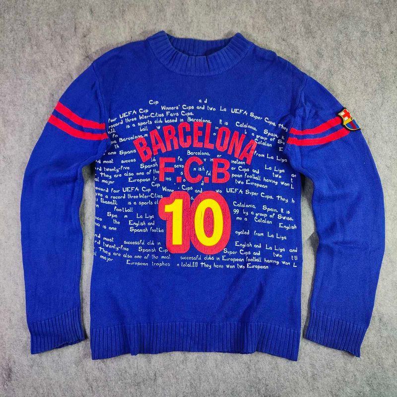 Stylish Typographic Pullover - Chest 36