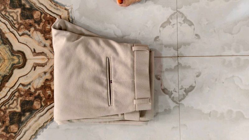 Mens Trouser Looking Gorgeous
