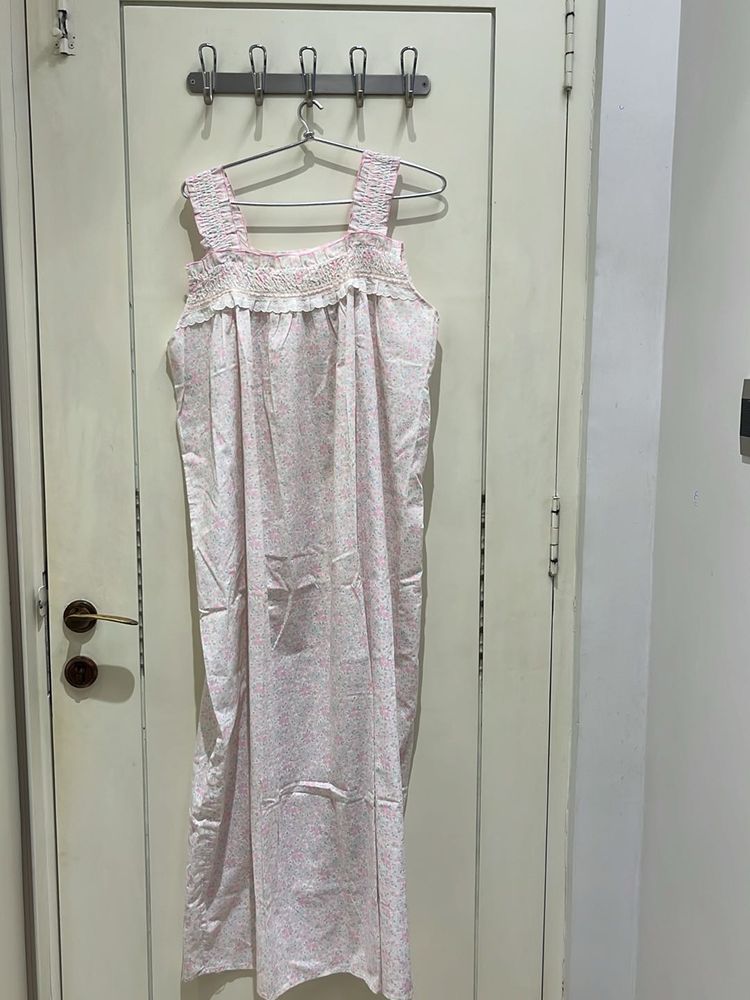 Nighty Sleeveless Unused