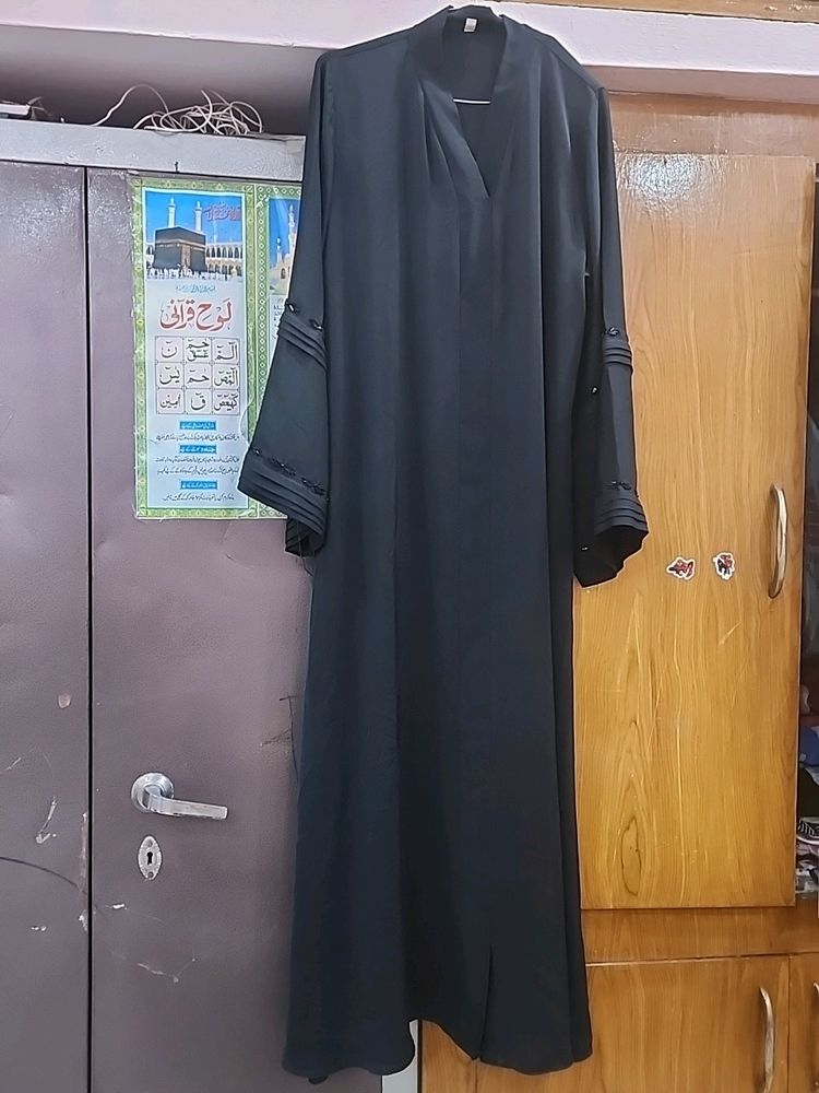 Sequince Embroidered Abaya