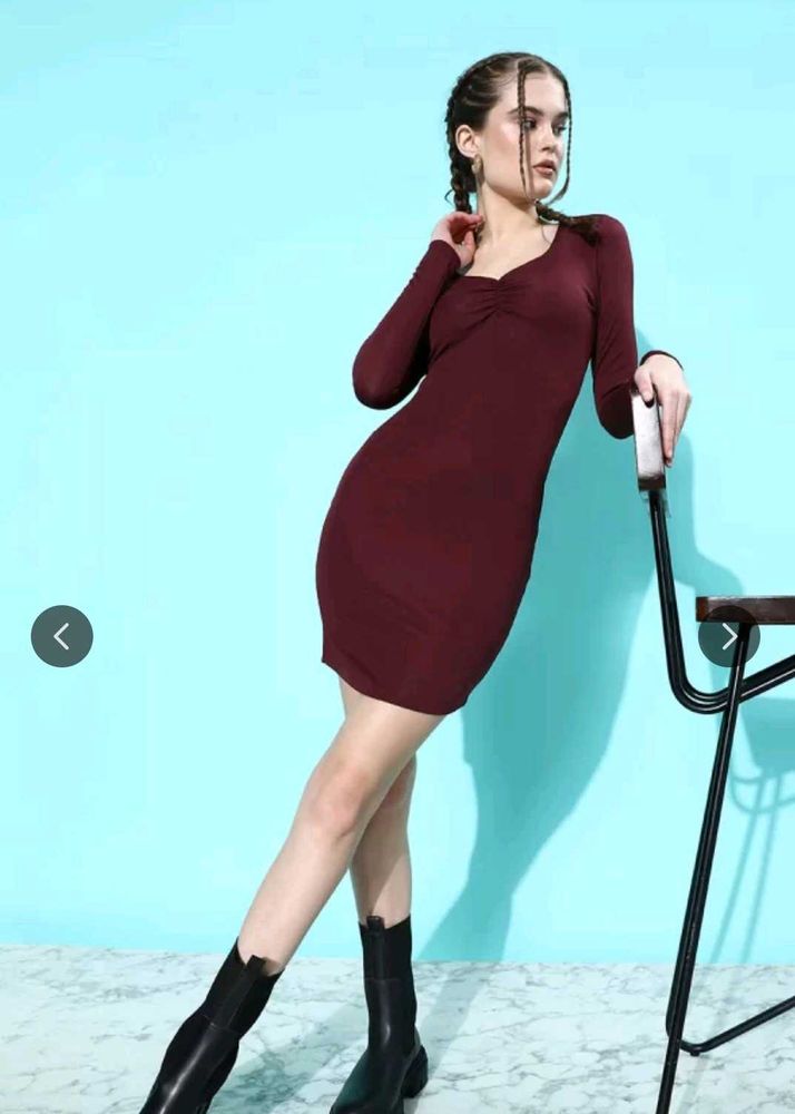 Solid Sweetheart-Neck Sheath Dress