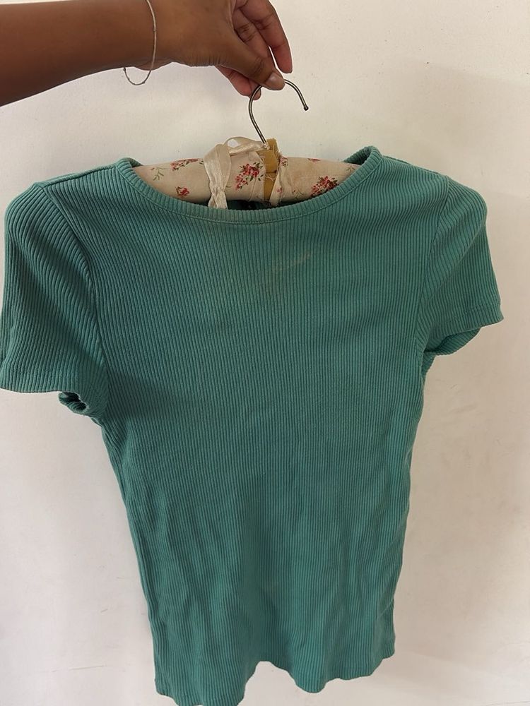 Ribbed Short Sleeve Top