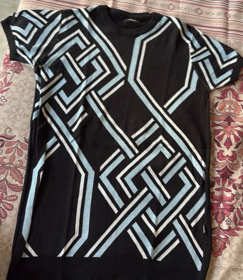 Geometric Print T-Shirt
