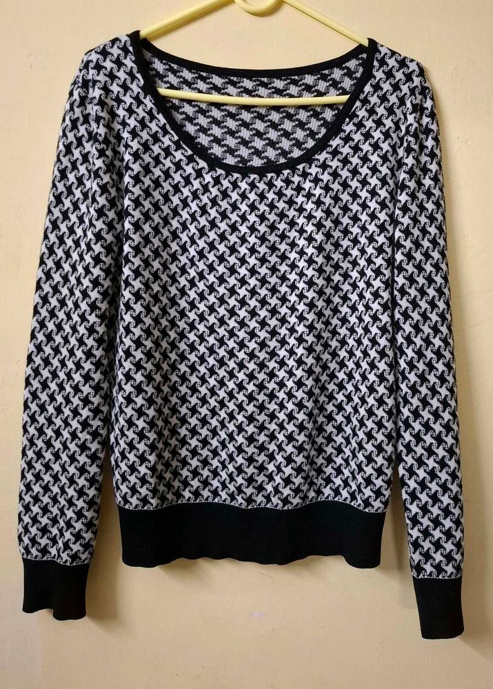 Houndstooth Knit Sweater