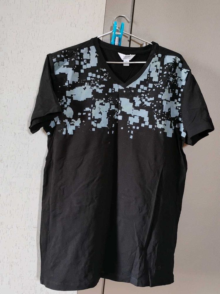 Graphic Print T-Shirt (38)