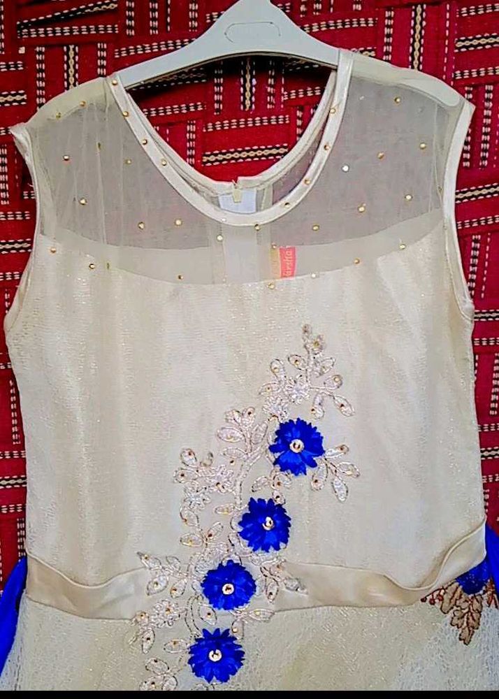 Gown