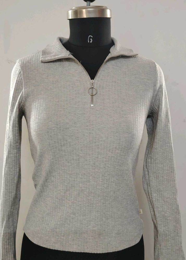 Gray Ribbed Quarter Zip Pullover