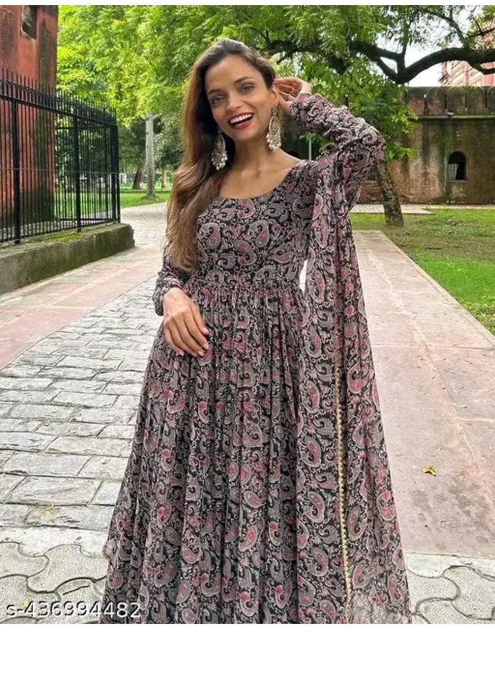 Paisley Print Kurta Set