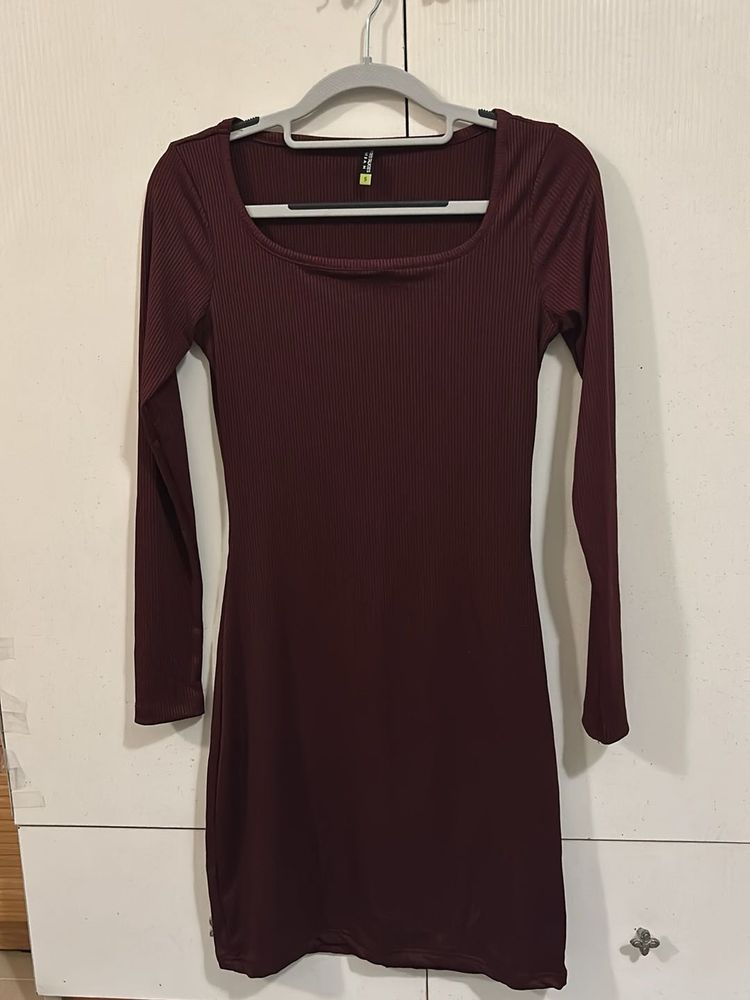 Bodycon Maroon Dress