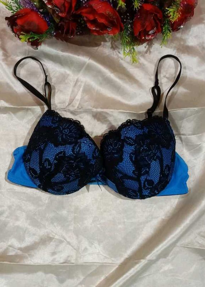 Stylish Bra 💙🖤