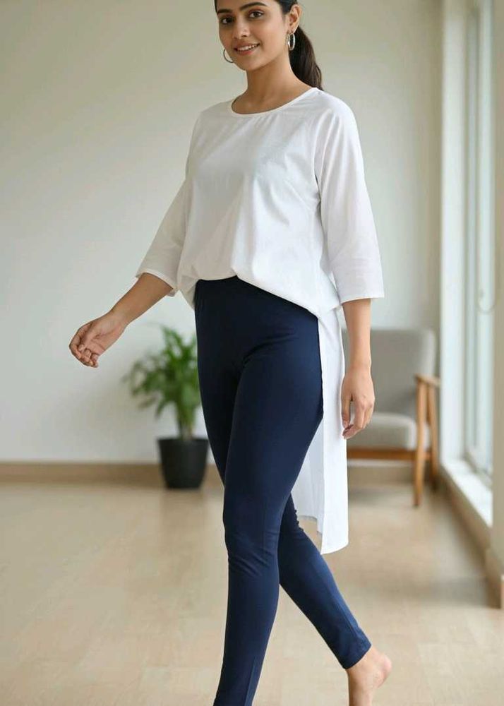 New and unused Stylish Navy Blue Leggings