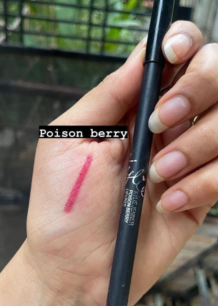 Kylie Jenner Cosmetics Lipliner Without Box