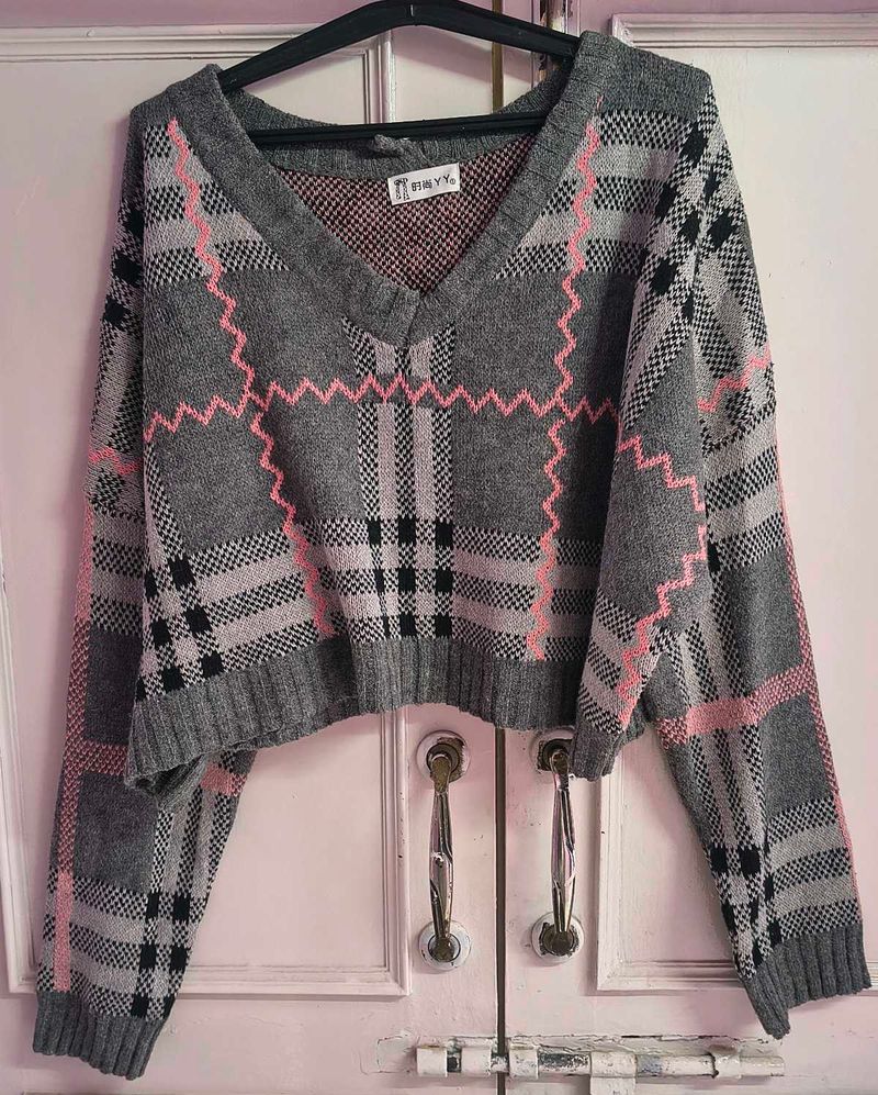 Plaid Cropped Sweater