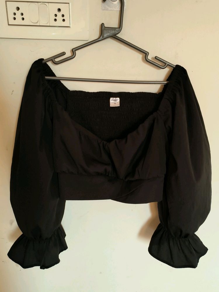 Elegant Black SSS Crop Top