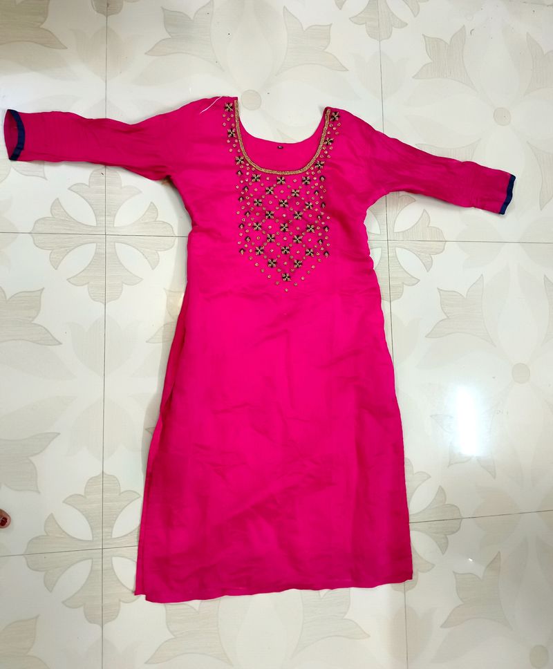 Pink Aari Work Kurta