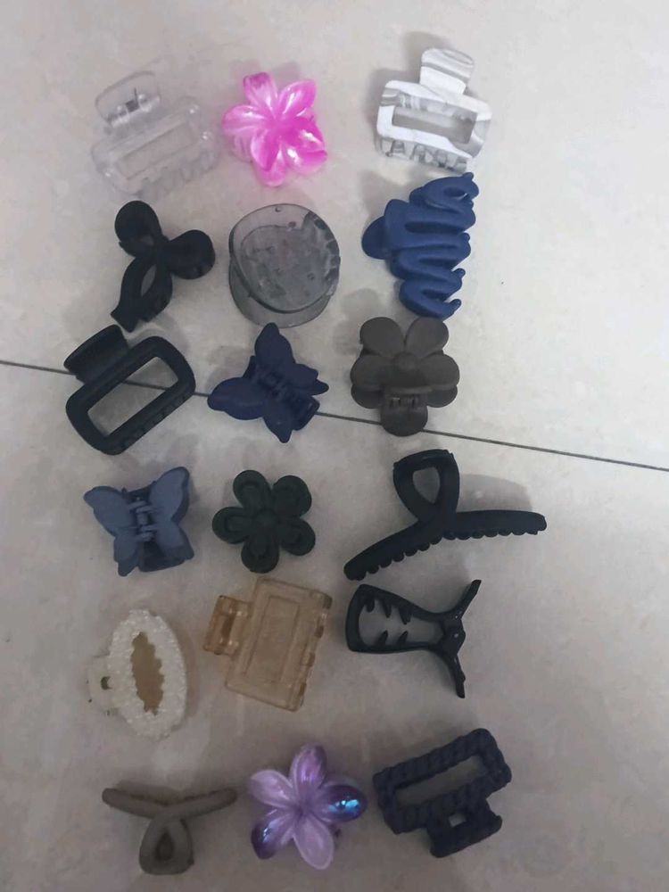 18 Pretty Small Size Cluchers