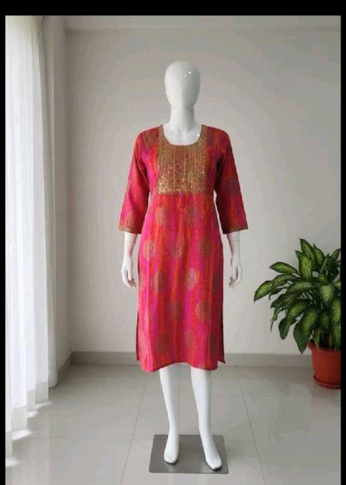 Elegant Pink &amp; Gold Kurta(L)