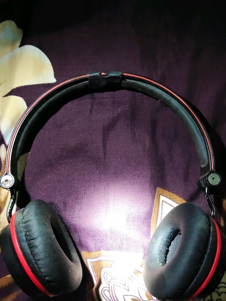 Boat  Rockerzee 400 Headphones
