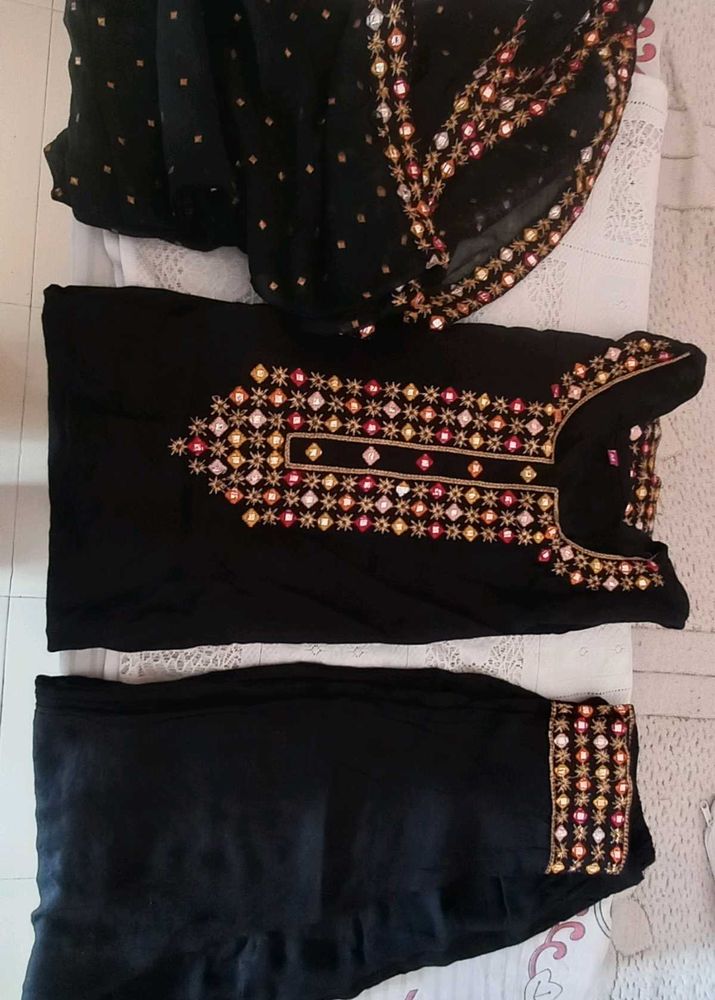 Elegant Black Kurta Set