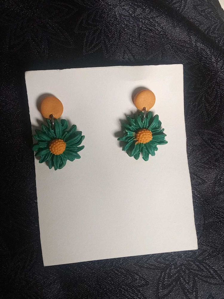 Daisy Drop Earrings