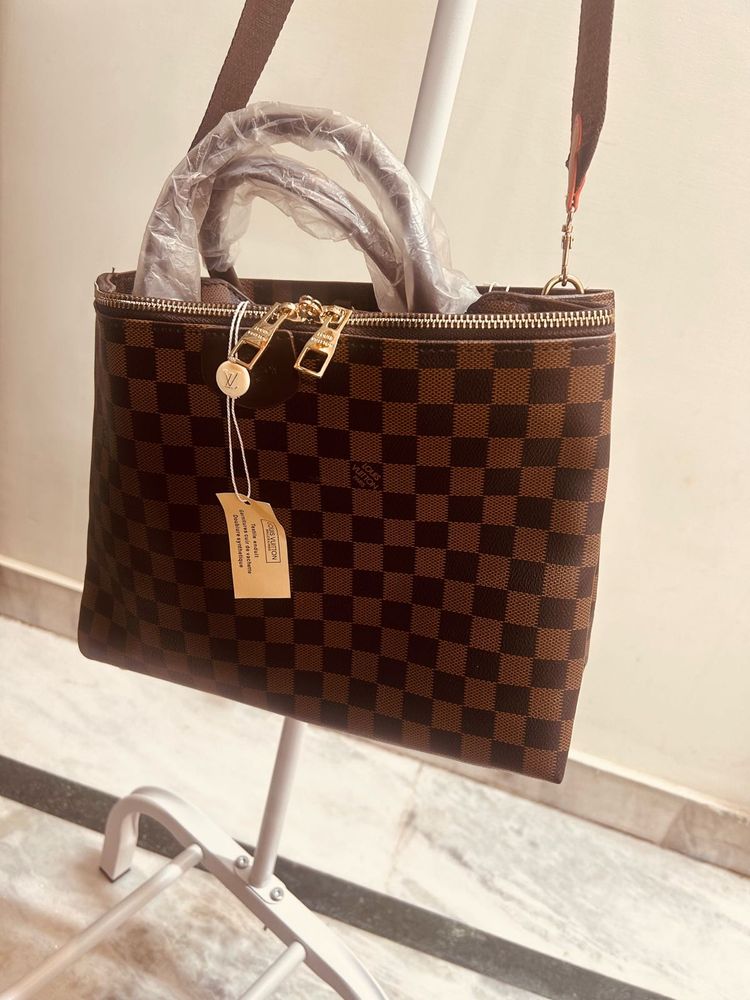 First Copy Of Louis Vuitton