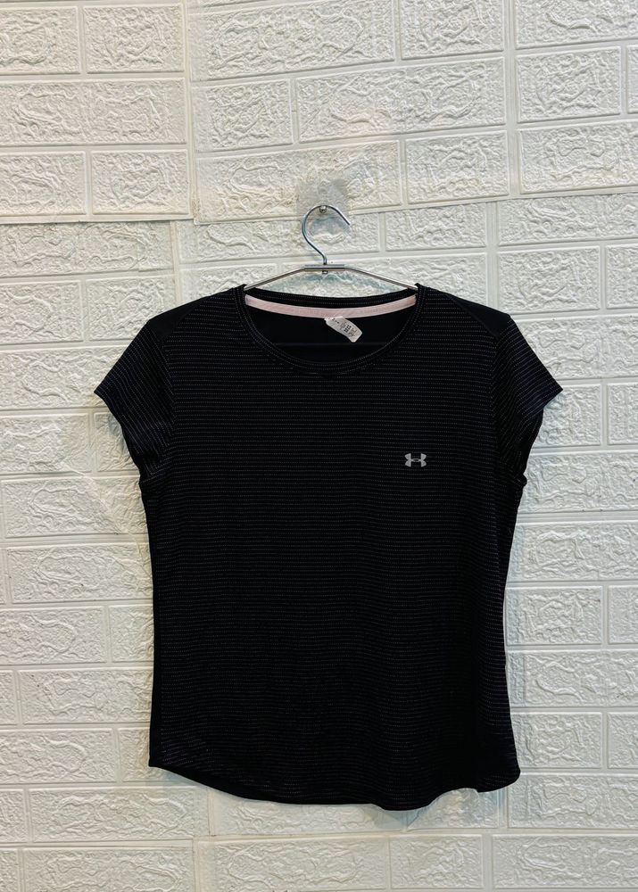🇺🇲 Under Armour Imported Tshirt