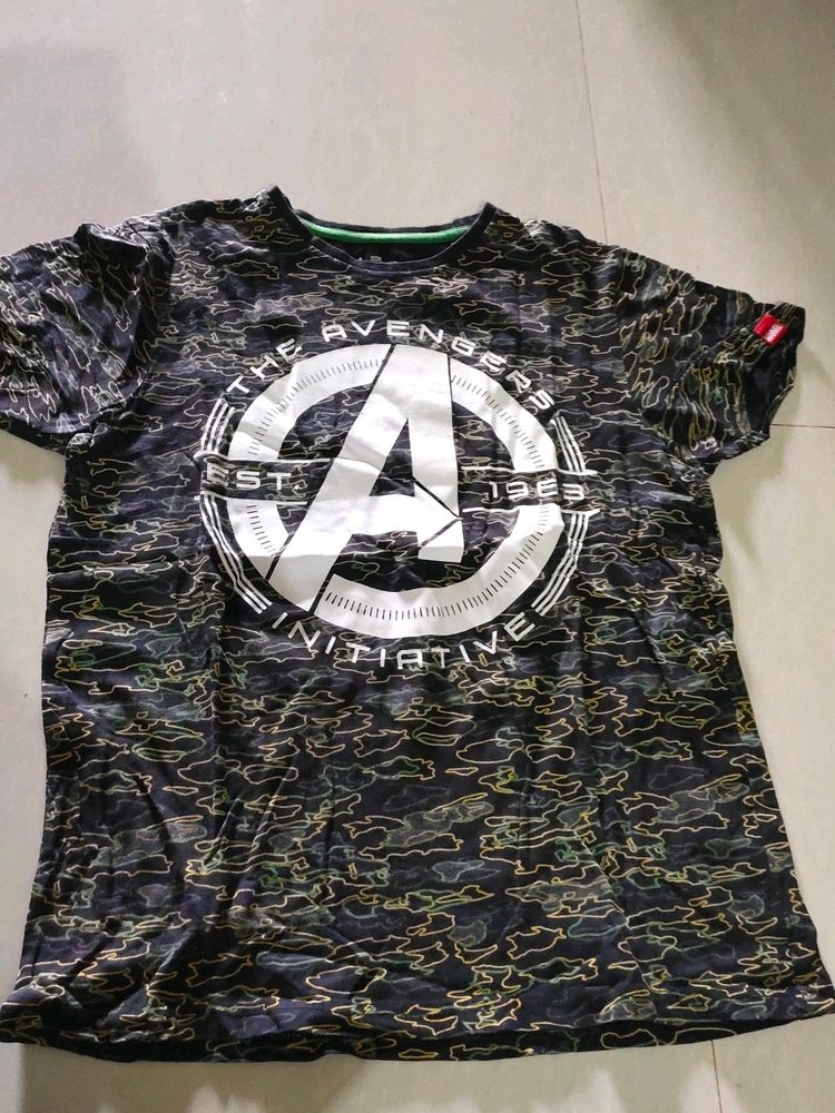 Avengers Marval Black Tshirt
