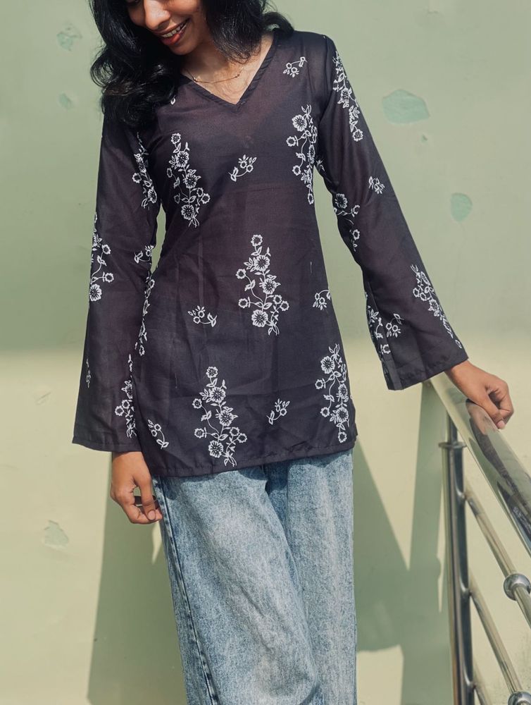 Floral Print Top back adjustable - Casual Style