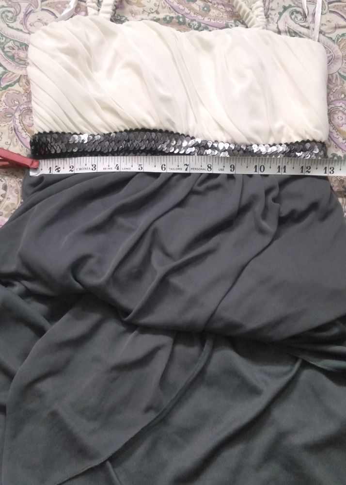 Tulip Sleeveless Partywear Dress