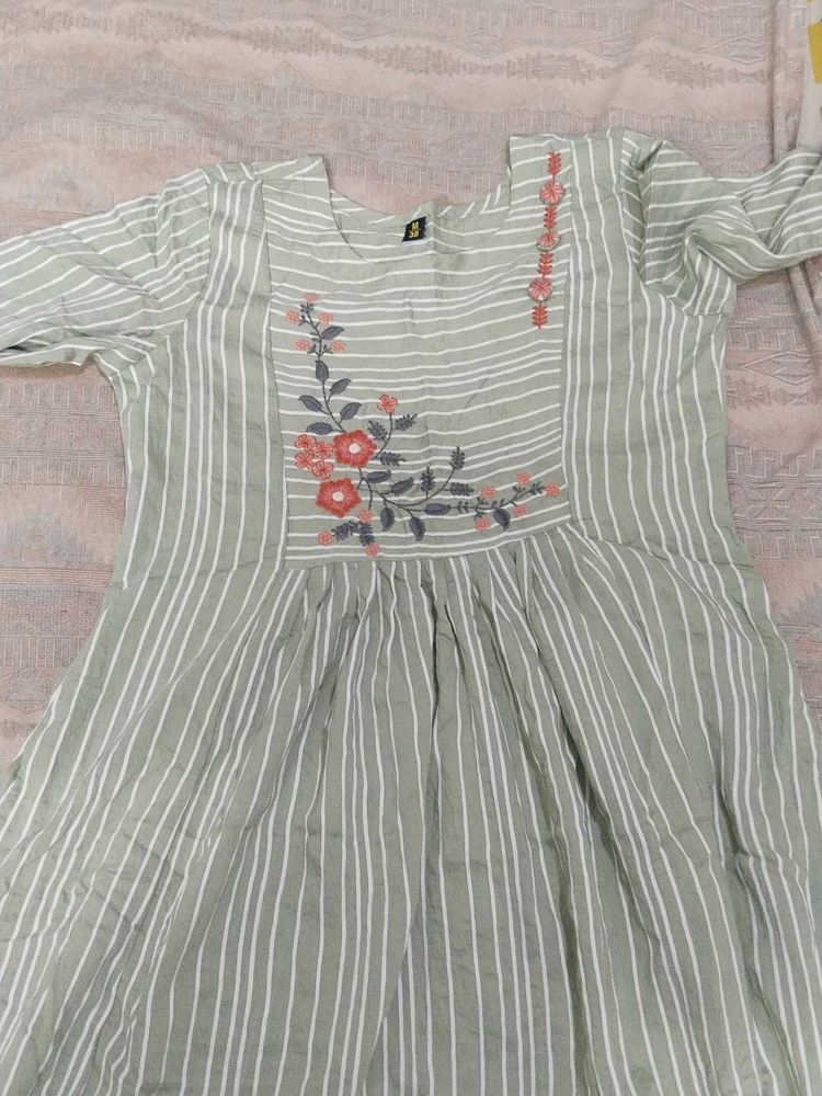 Striped Floral Kurta(Never Worn)