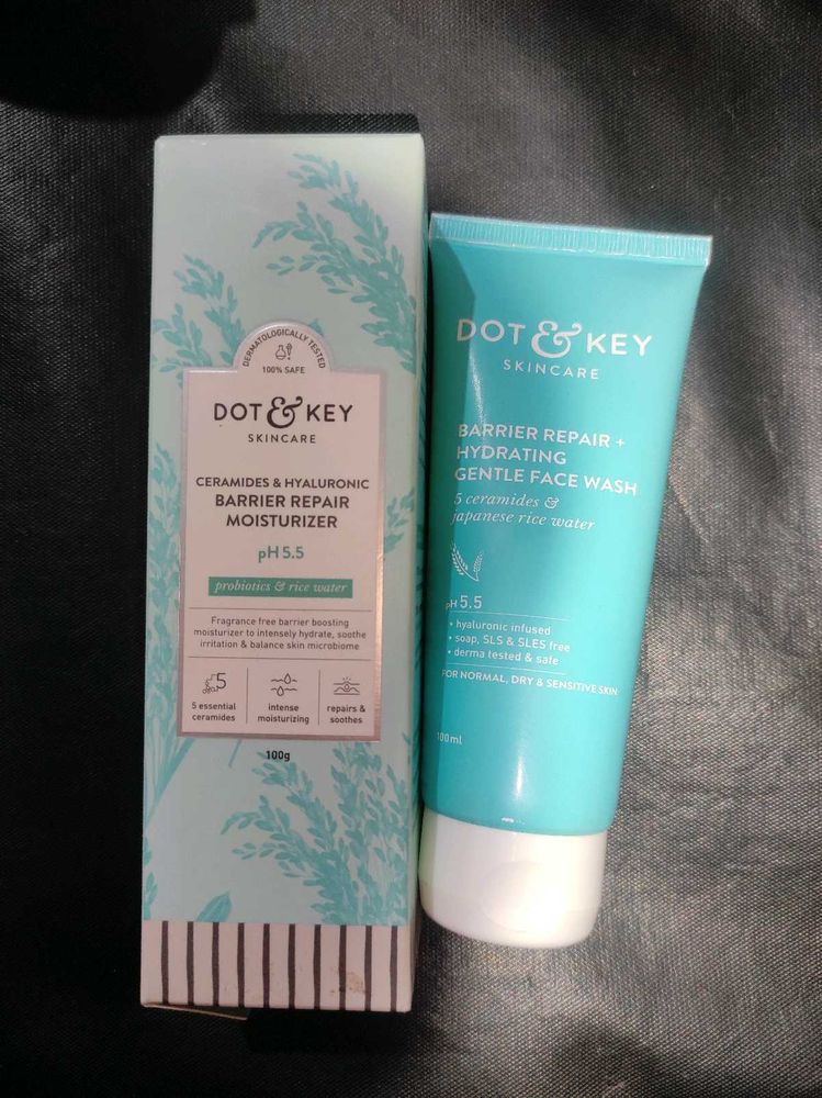 Dot &amp; Key Combo Facewash With Mousturizer