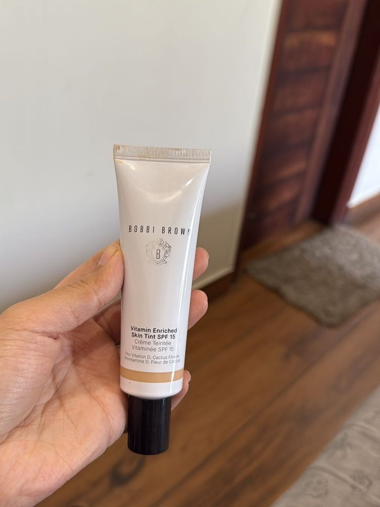 Bobby Brown Vitamin Enriched Skin Tint