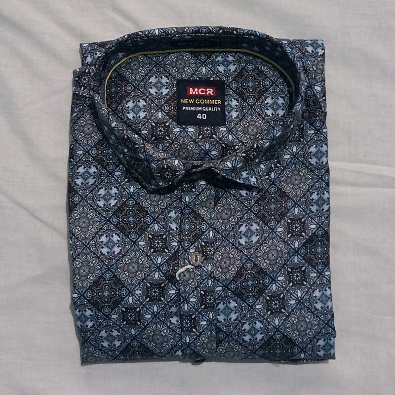 Printed Men&#39;s Shirt