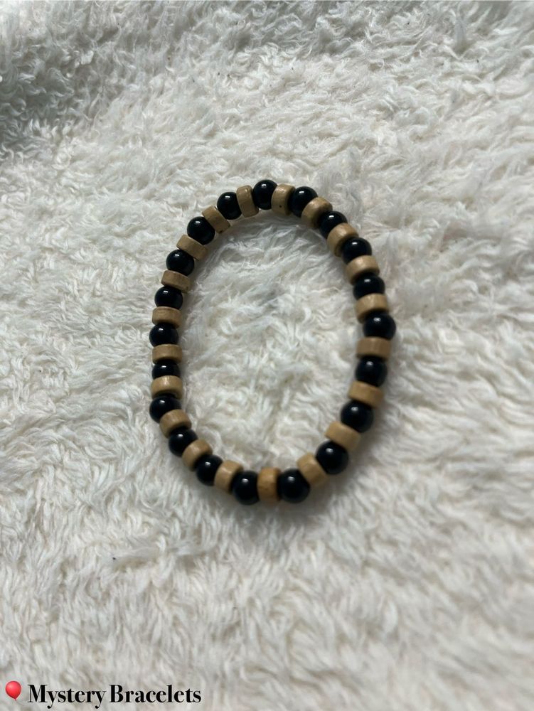 Black &amp; Wood Beaded Bracelet