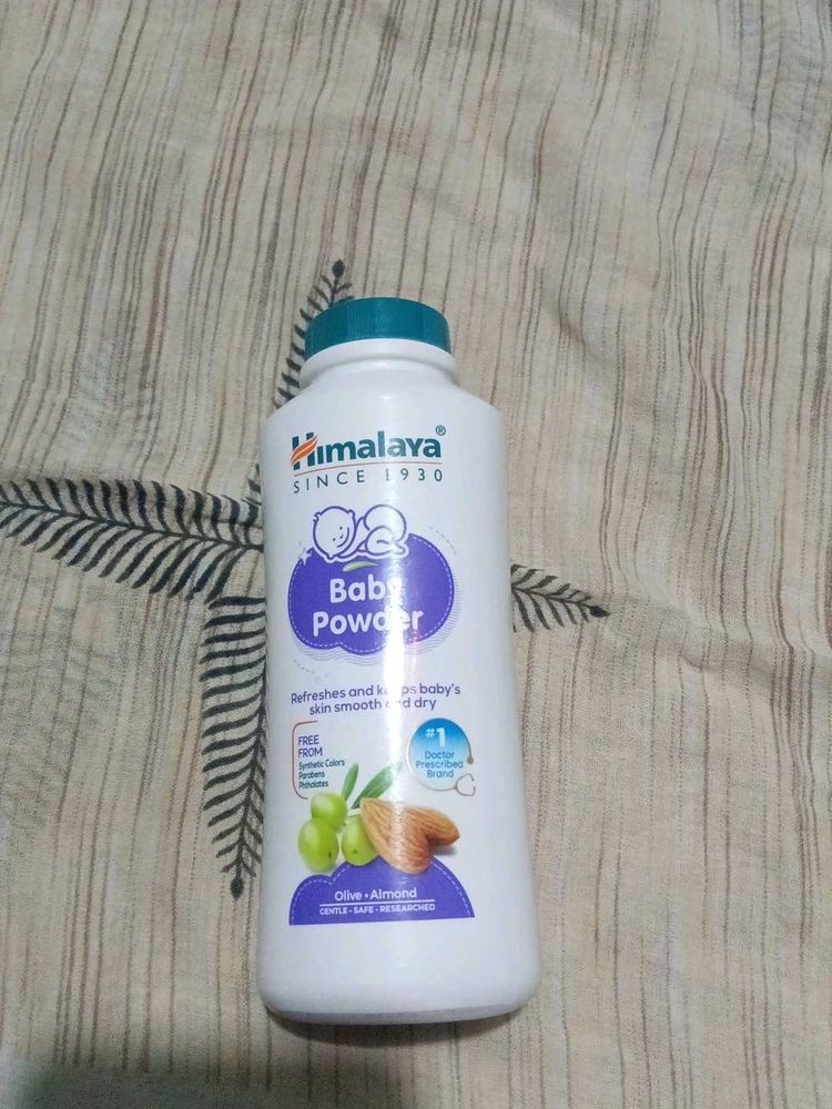 Himalaya Baby Powder