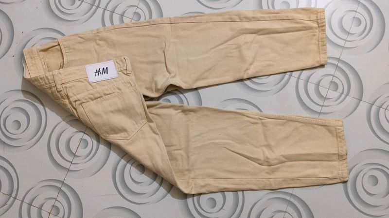 H&amp;M Beige Casual Pants
