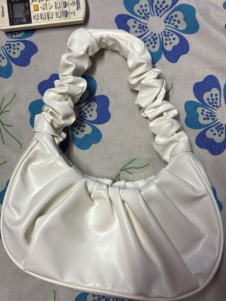 White Ruched Handle Bag
