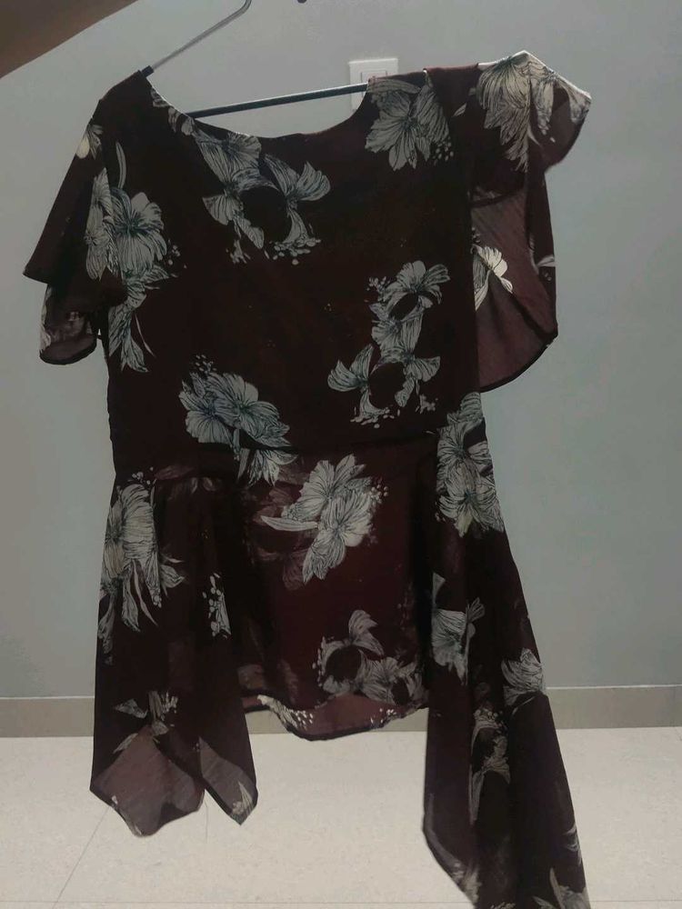 Floral Print Flowy Top