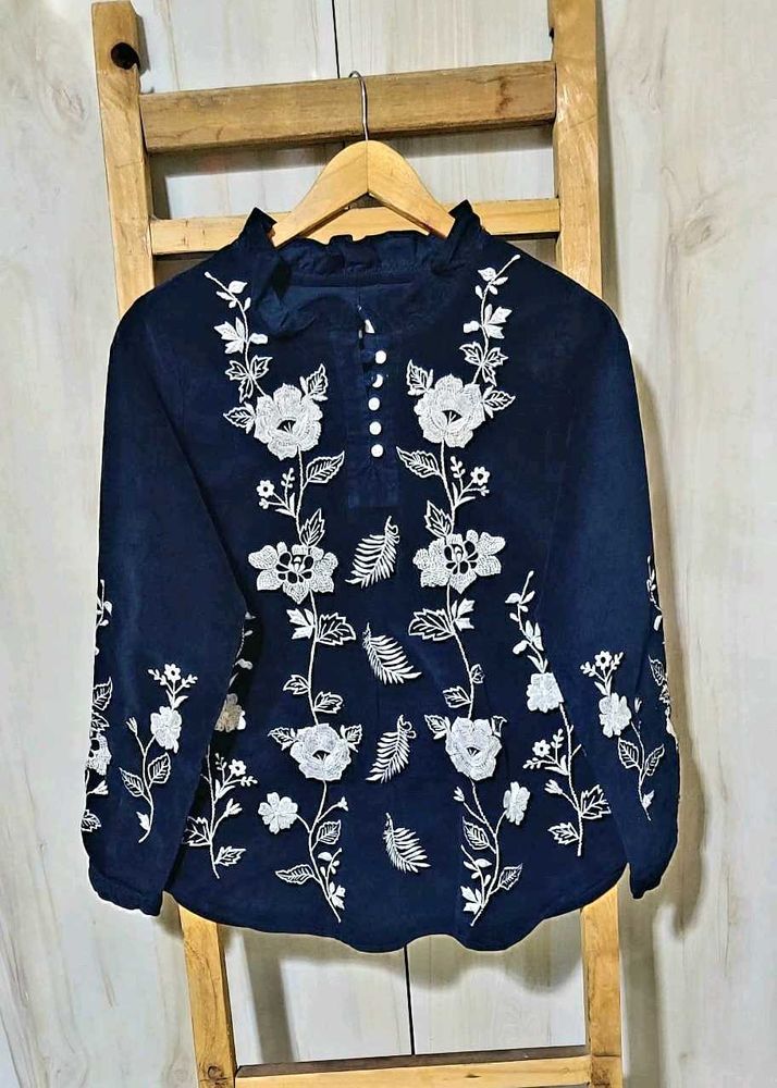 Floral Embroidered Cotries Top size-38