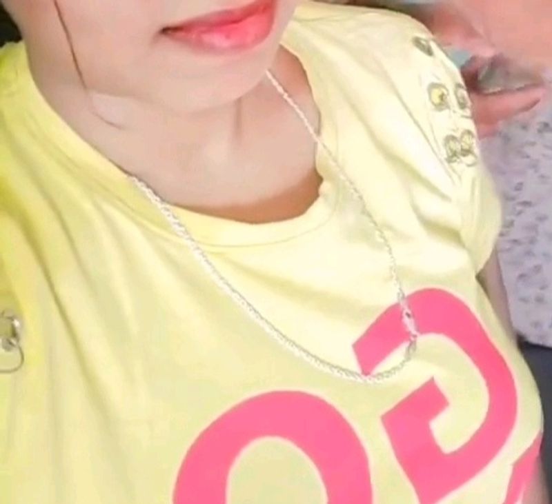 Yellow Tshirt