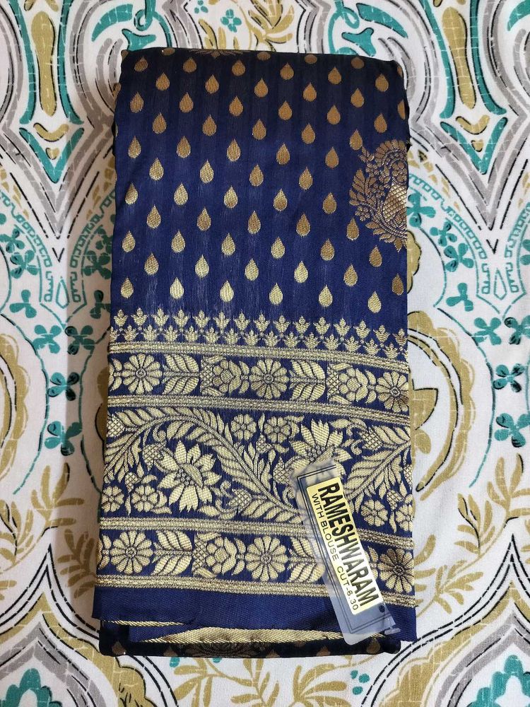 unused Elegant Navy Blue Banarasi Saree