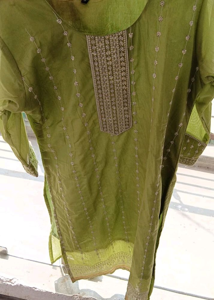 Kurti Pant Dupatta