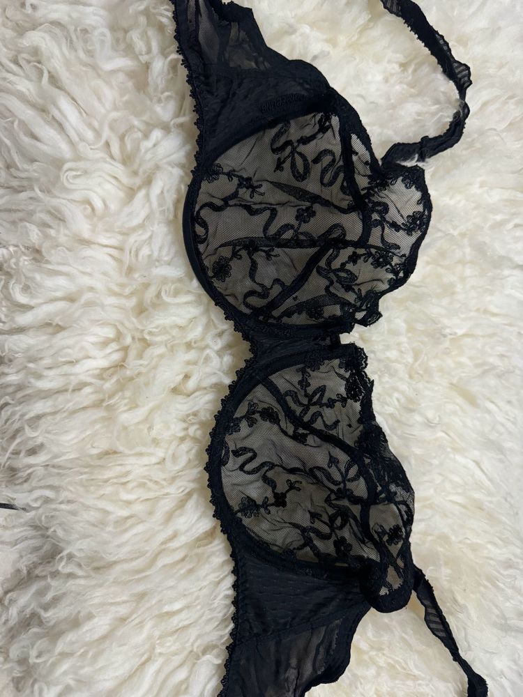 Net Bra